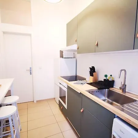 Lang Li By Rockchair Apartments L Superhost Status L 2 Bedrooms Boxspringbeds In City Center - Cozy Family & Business Flair Welcomes You! Berlin Exterior photo