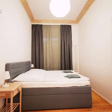 Lang Li By Rockchair Apartments L Superhost Status L 2 Bedrooms Boxspringbeds In City Center - Cozy Family & Business Flair Welcomes You! Berlin Exterior photo