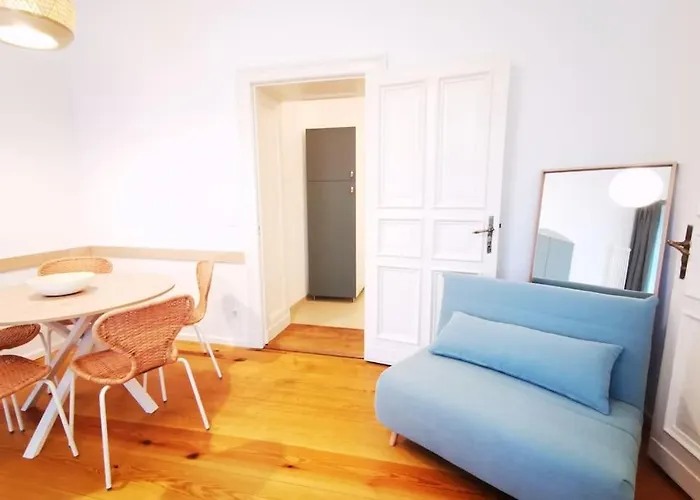 Lang Li By Rockchair Apartments L Superhost Status L 2 Bedrooms Boxspringbeds In City Center - Cozy Family & Business Flair Welcomes You!