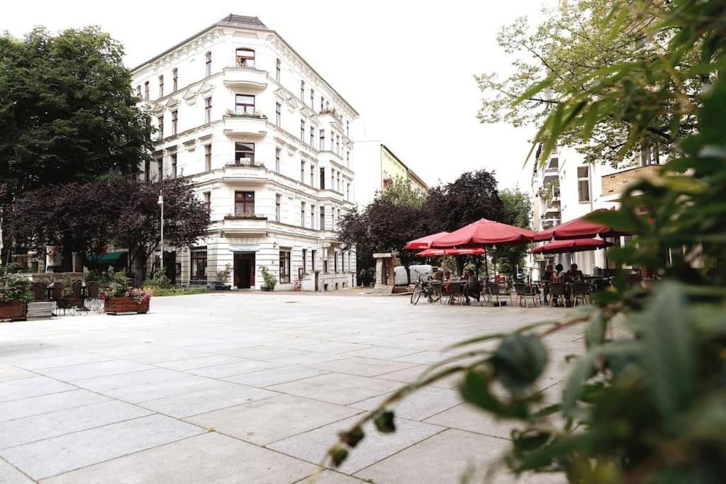 Lang Li By Rockchair L Superhost Status L 2 Bedrooms Boxspringbeds In Center - Cozy Family & Business Flair Welcomes You! Apartment Berlin