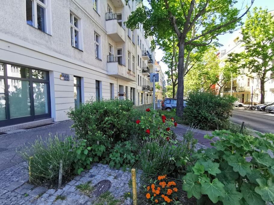Lang Li By Rockchair L Superhost Status L 2 Bedrooms Boxspringbeds In Center - Cozy Family & Business Flair Welcomes You! * Berlin
