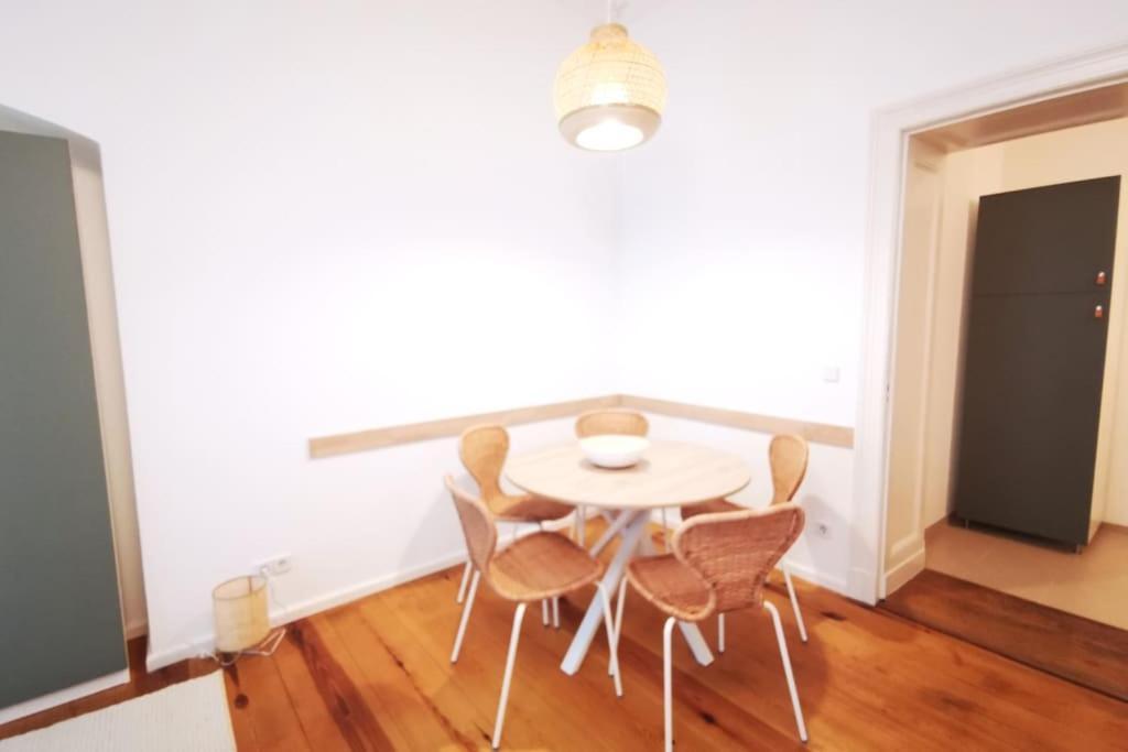 Lang Li By Rockchair L Superhost Status L 2 Bedrooms Boxspringbeds In Center - Cozy Family & Business Flair Welcomes You! Berlín